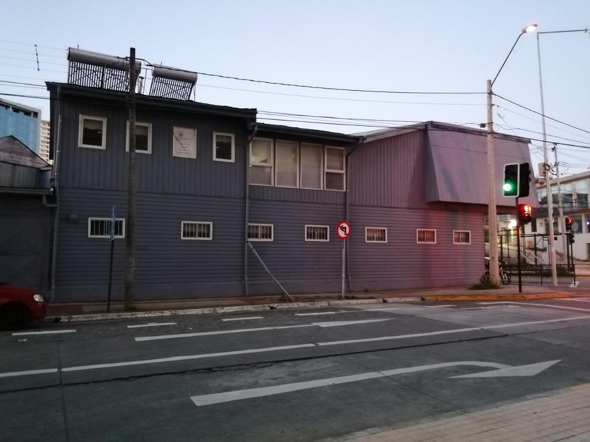 Hostal Copiapo Puerto Montt Exterior photo