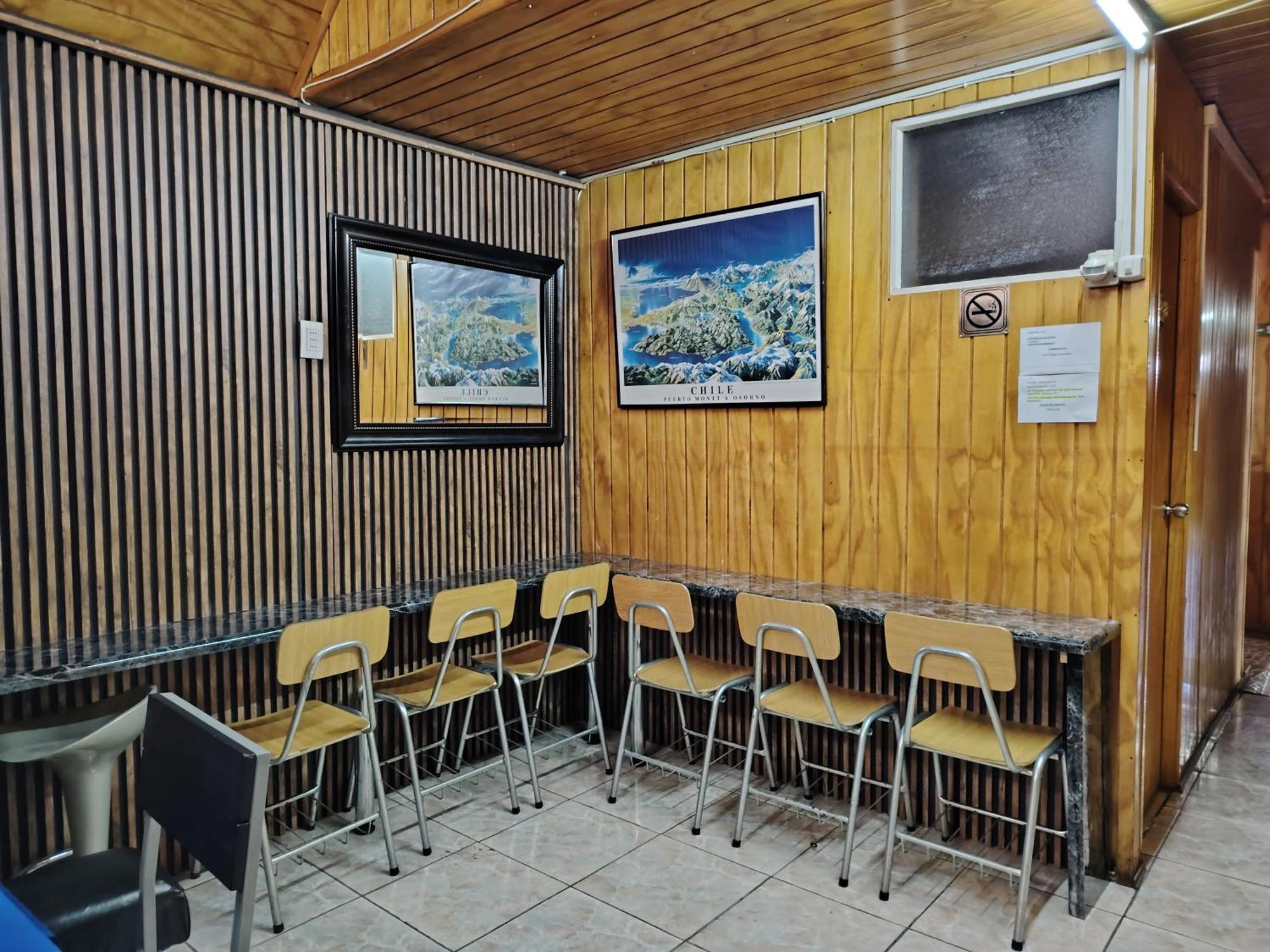 Hostal Copiapo Puerto Montt Exterior photo